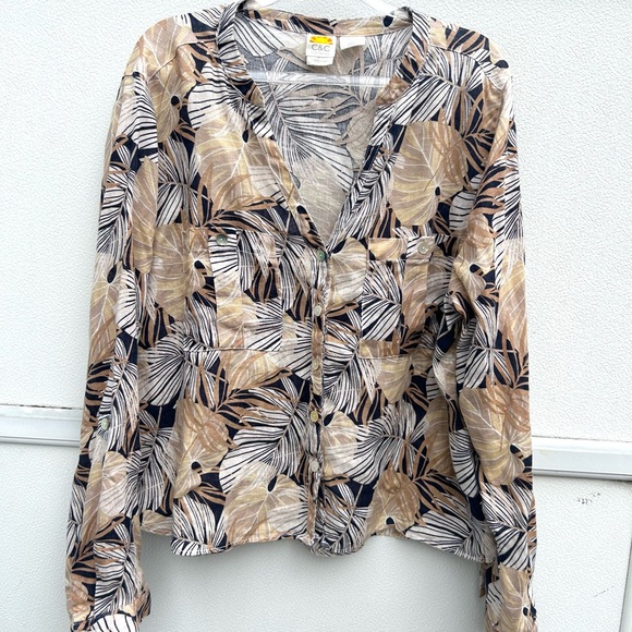 C&C California Linen Top Women XL Leaf Print Neutral Multi Button Front Resort - Picture 11 of 15